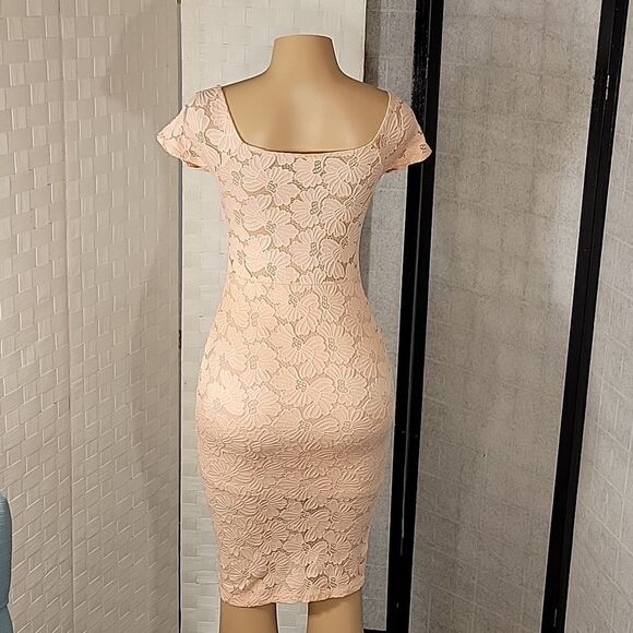 GLARE LACE SHORT SLEEVE V-NECK WOMEN"S DRESS - Picture 6 of 14